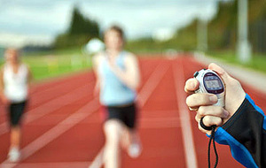 pyramide 200/300/400/600/800/600/400/300/200 suivie d'un cycle de gainage