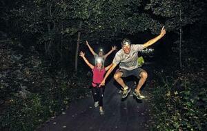 5 fois 3 minutes en campagne. moitié du temps de récup, en faisant demi tour pour rejoindre les derniers. frontale